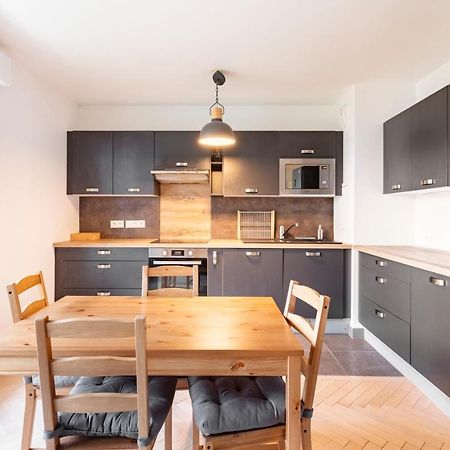 Apart Neuf Quartier Sympa 부와-꼴롱브 외부 사진
