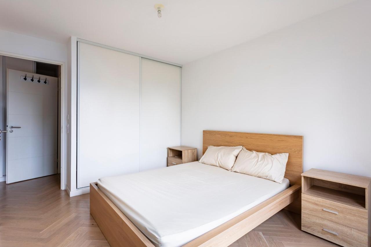 Apart Neuf Quartier Sympa 부와-꼴롱브 외부 사진