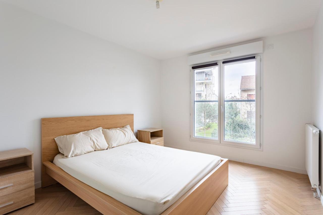 Apart Neuf Quartier Sympa 부와-꼴롱브 외부 사진